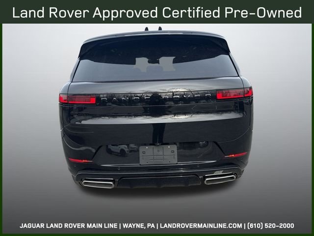 Certified Used 2026 Santorini Black Land Rover Dynamic SE image 4