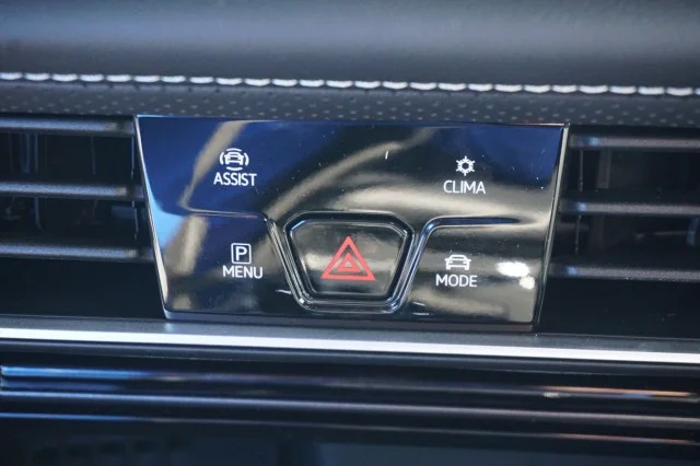 New 2026 Silver Mist Metallic Volkswagen 2.0T SEL Premium R-Line image 31
