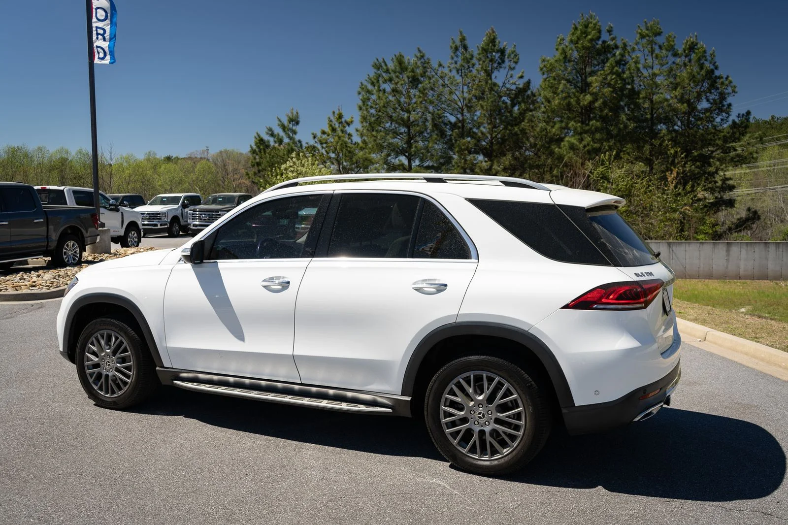 Used 2021 White Mercedes-Benz GLE 350 image 7