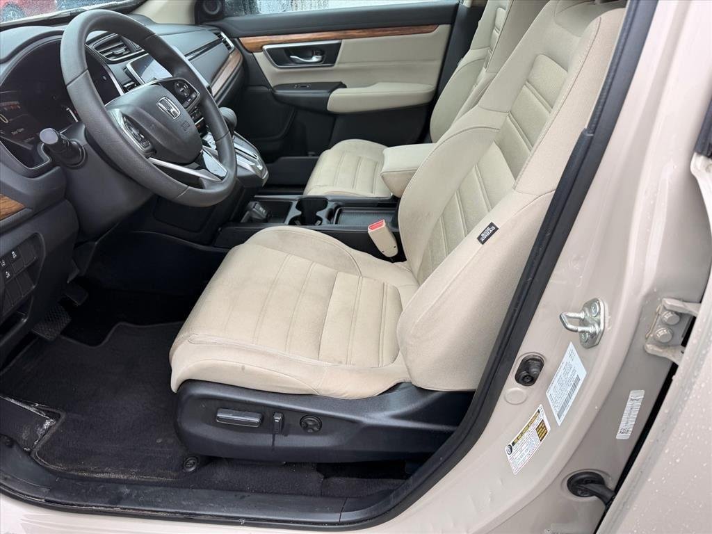 Used 2017  Honda EX image 10