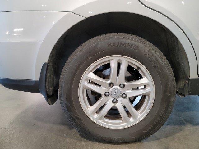 Used 2012 Moonstone Hyundai GLS image 14