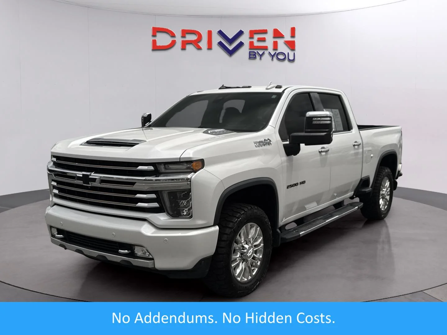 Used 2020 IRIDESCENT PEARL TRICOAT Chevrolet High Country image 1