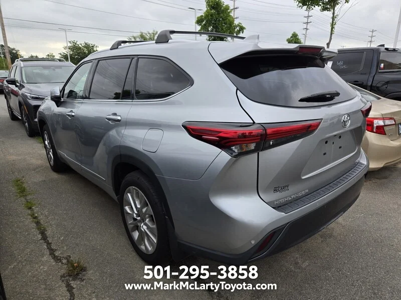Used 2023 Celestial Silver Metallic TOYOTA LIMITED image 4