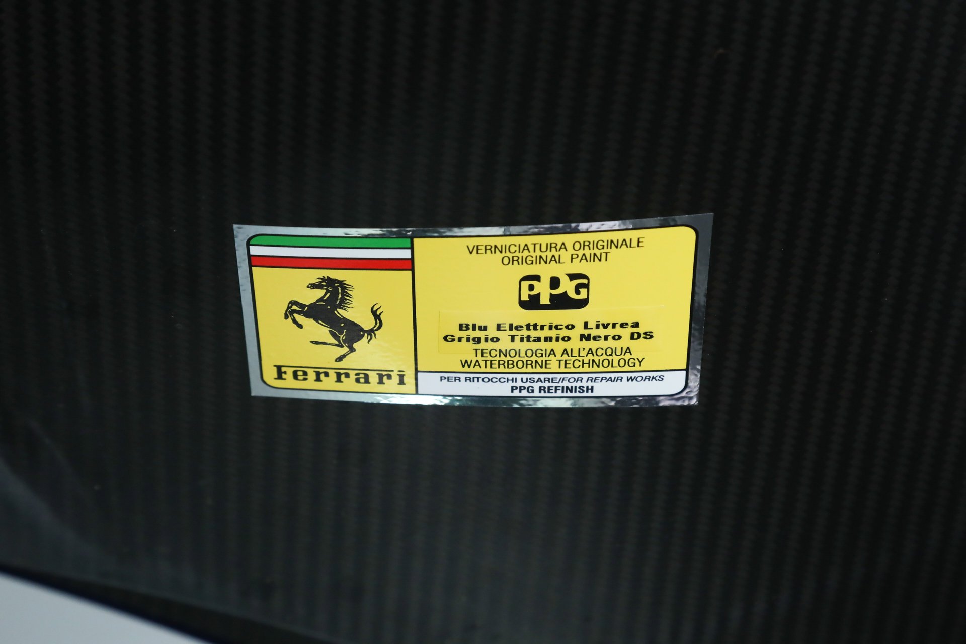 Used 2020 Blue Ferrari  image 39