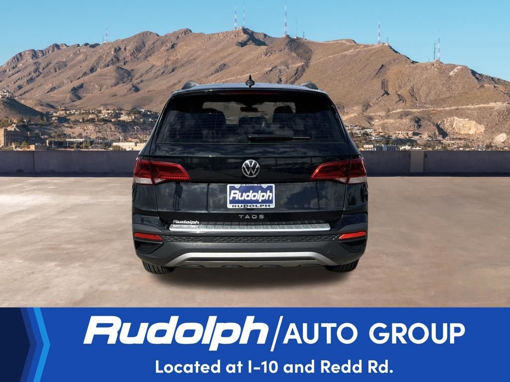 Used 2024 Black Volkswagen 1.5T S image 4