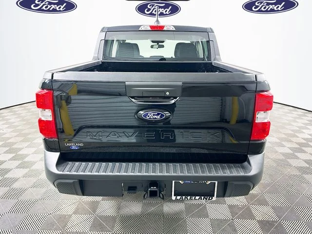 New 2026 Black Ford XLT image 5