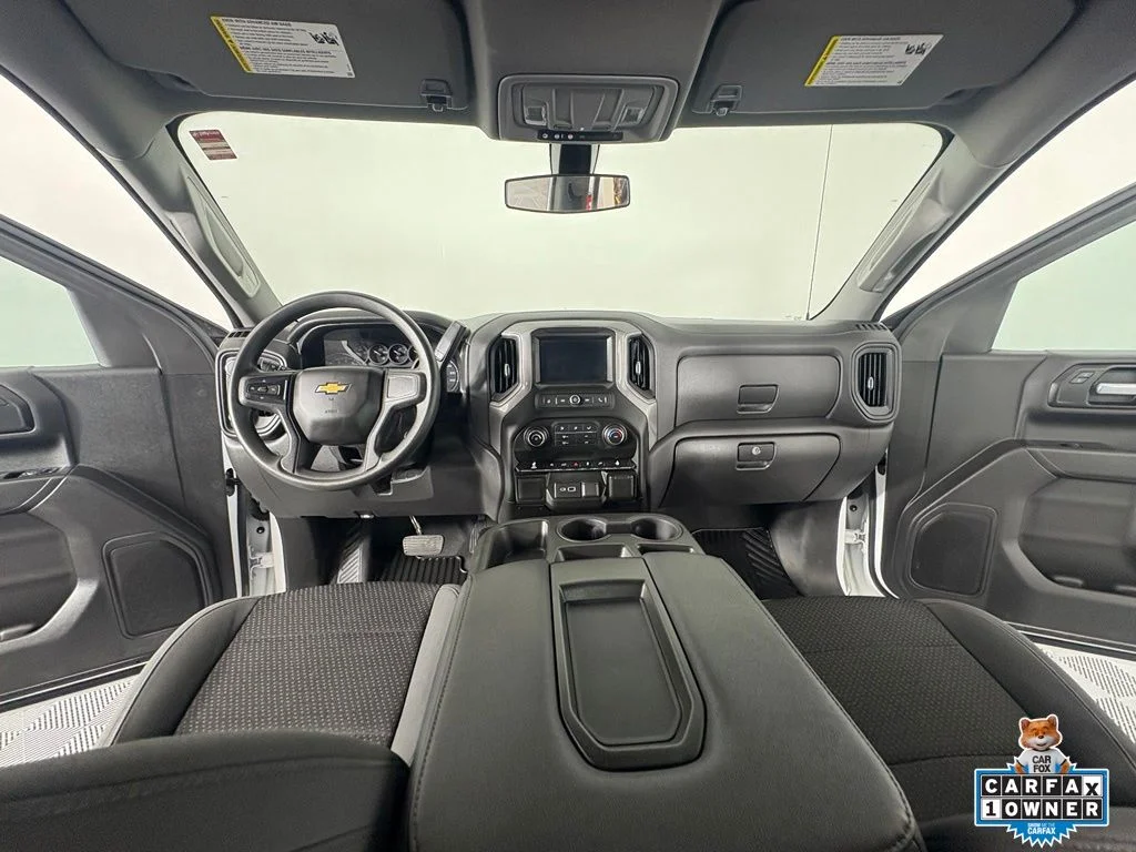 Used 2021 White Chevrolet Custom image 4