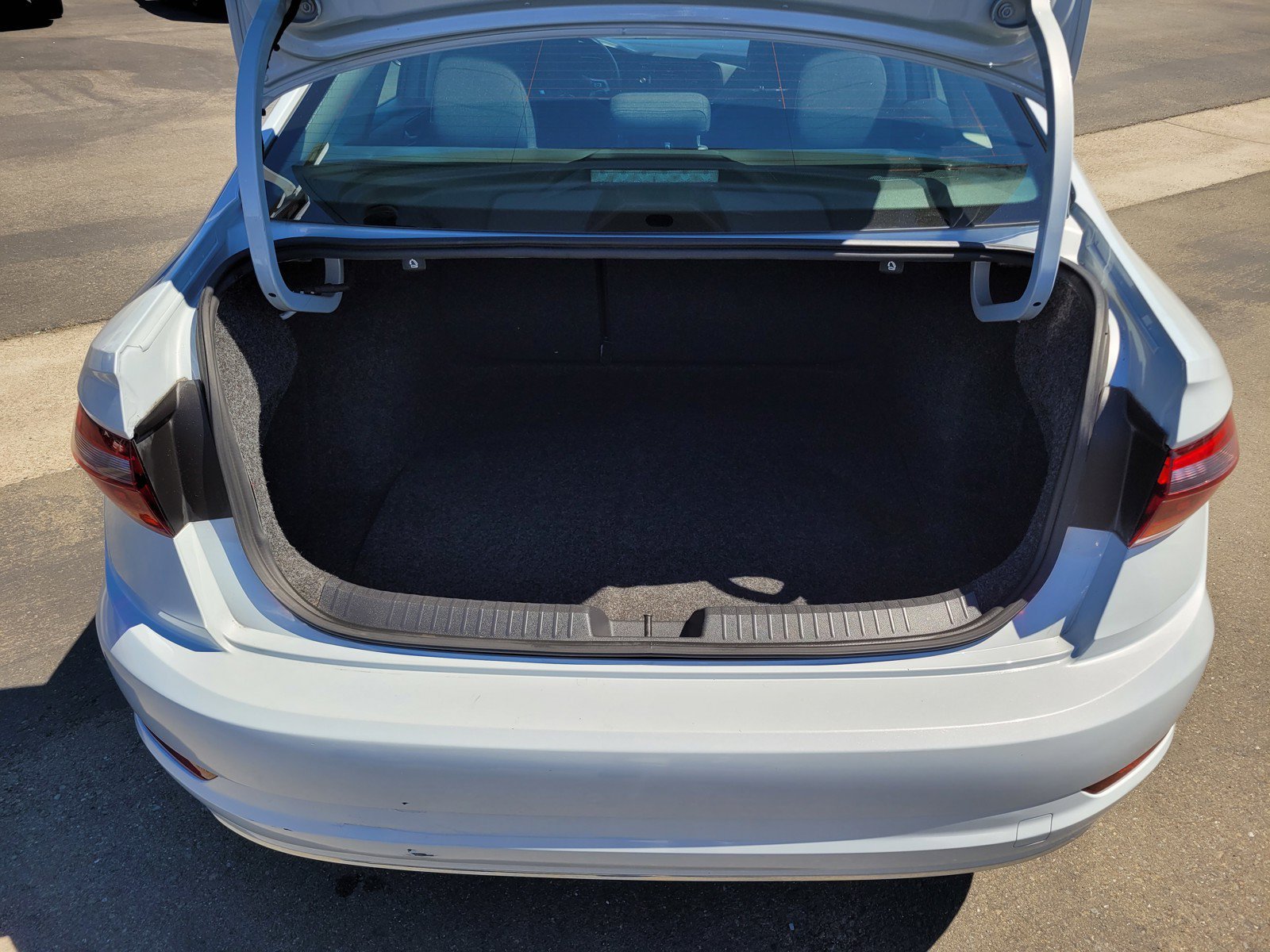 Used 2019 -SELECT- Volkswagen  image 11