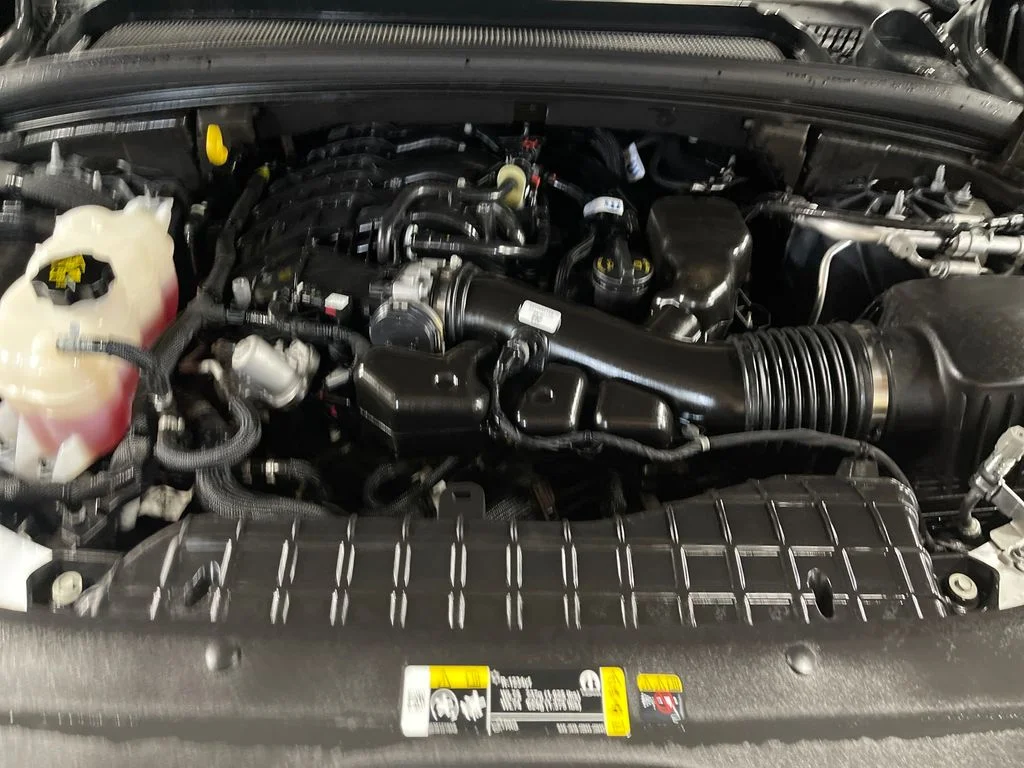Certified Used 2025 Gray Jeep Laredo image 10