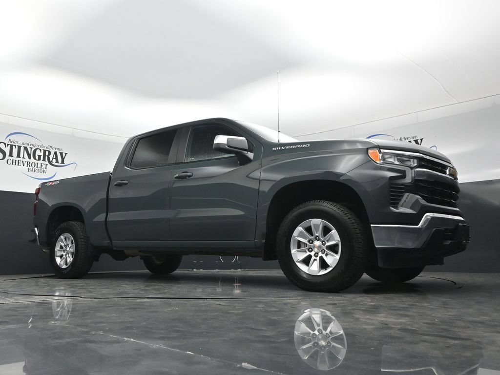 Certified Used 2025 Cypress Gray Chevrolet LT image 29