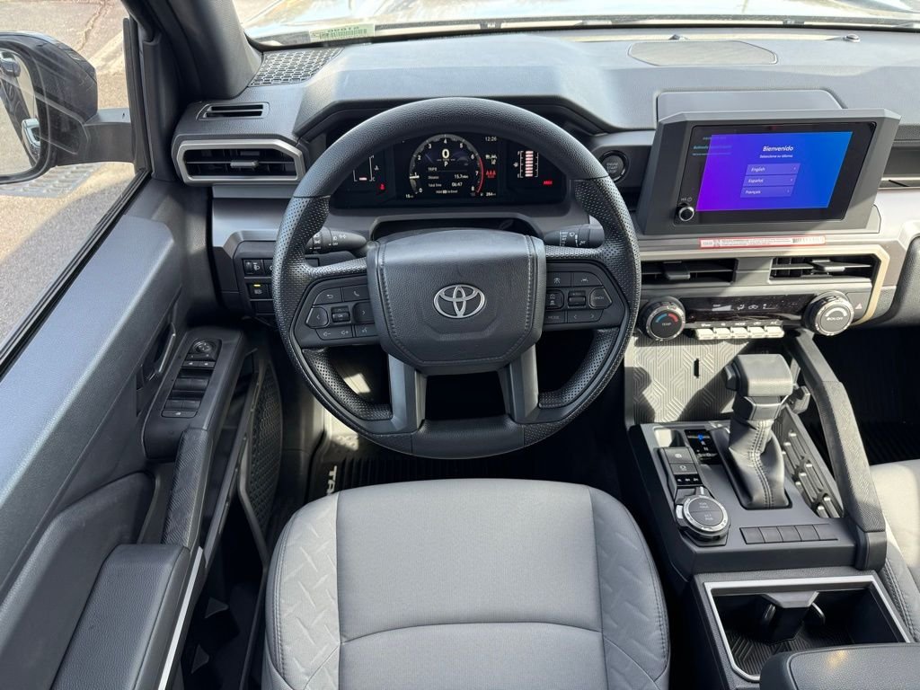 2025 Toyota Tacoma SR5 - Photo 21