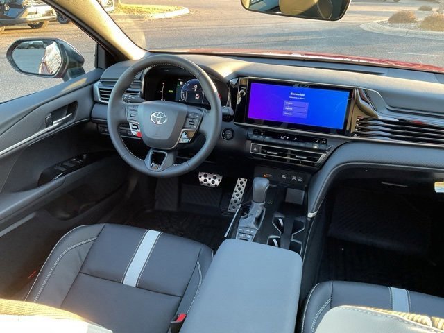 2026 Toyota Camry SE - Photo 18