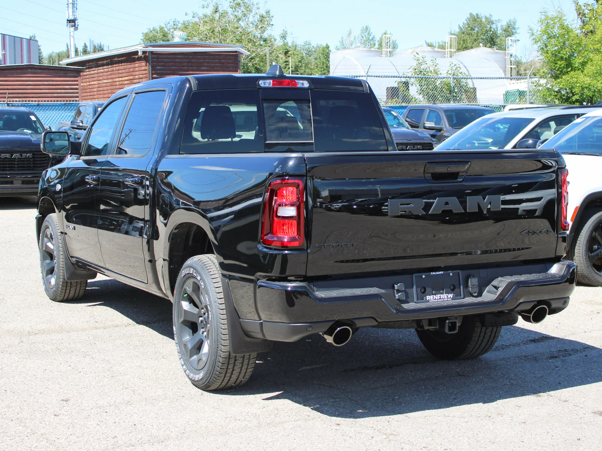 New 2026 Black RAM Sport* HEMI V8 image 3