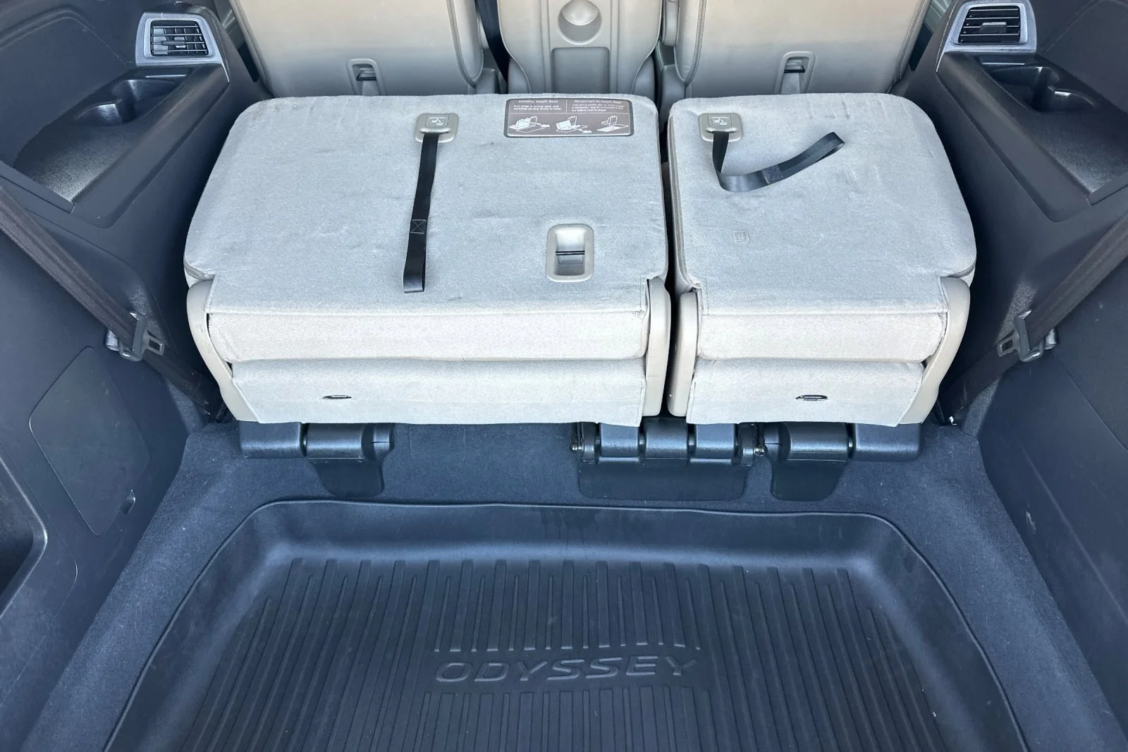 Used 2019 Red Honda EX-L image 16