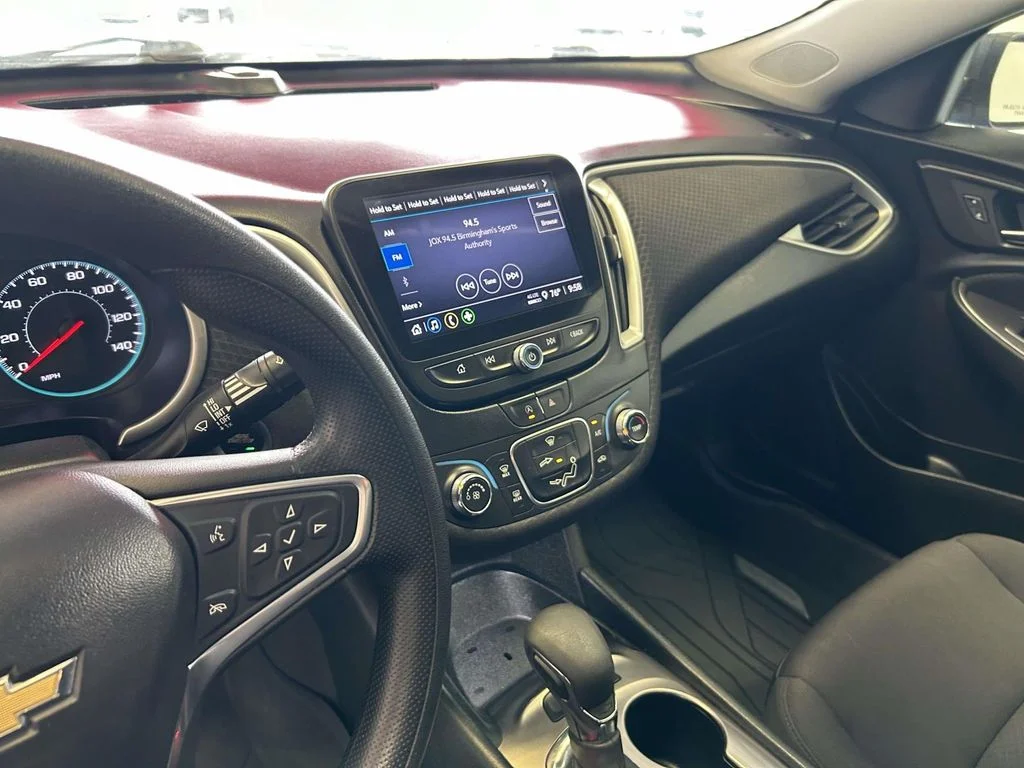 Used 2022 Black Chevrolet LS image 20