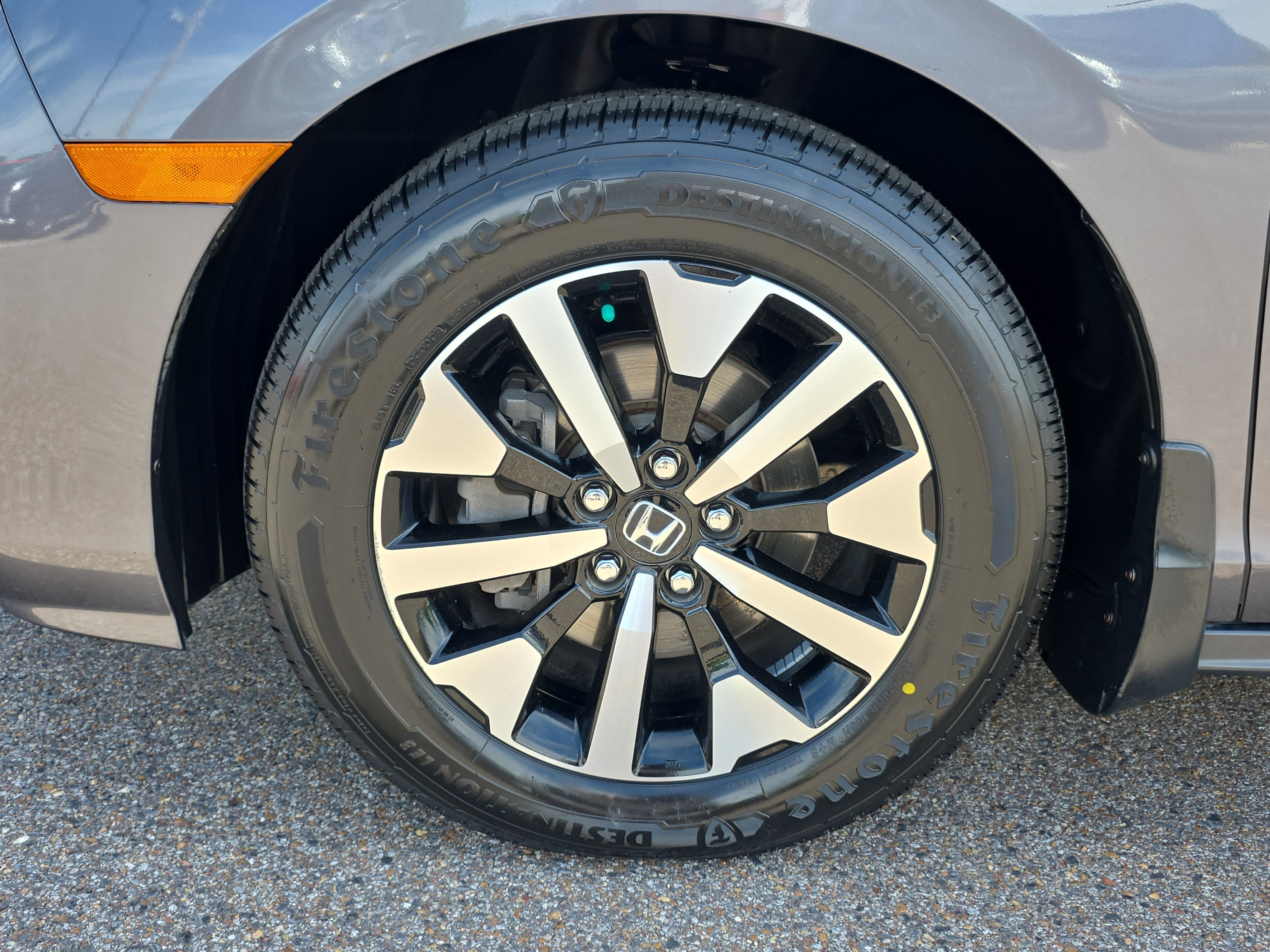 2025 Honda Odyssey EX-L - Photo 36