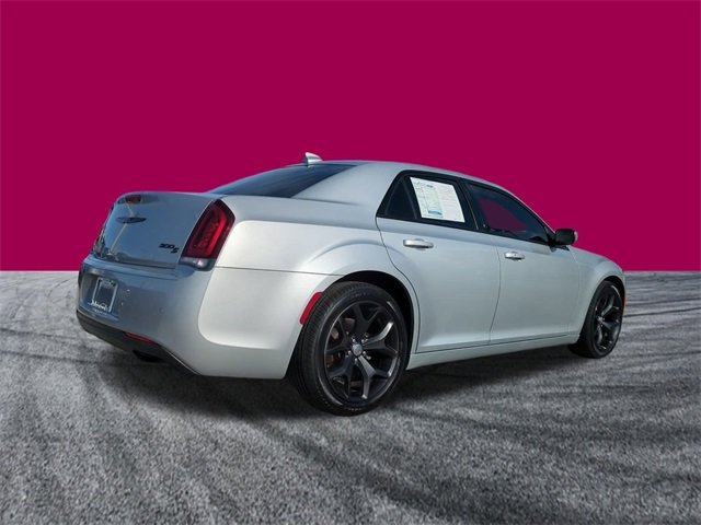 2021 Chrysler 300 S photo 4