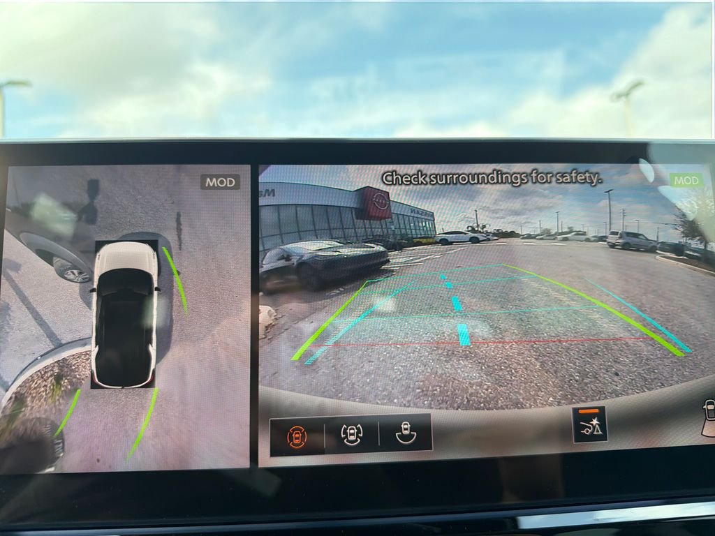 New 2026 Nissan Pathfinder SL 4D Sport Utility