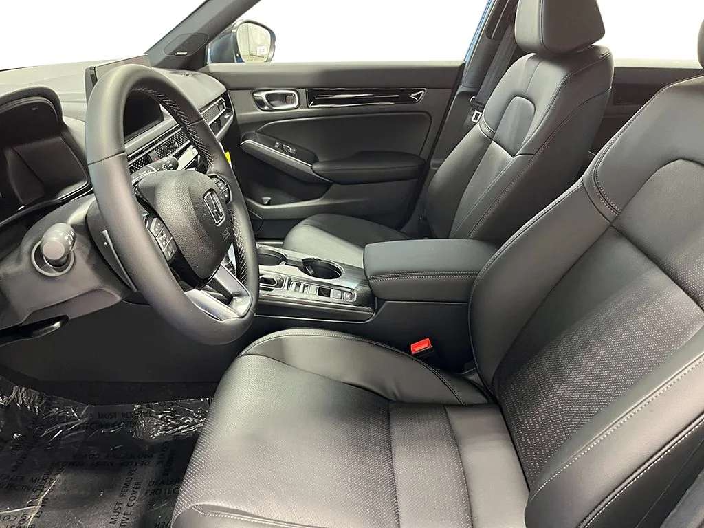 2026 Honda Civic Hatchback Sport Touring - Photo 18
