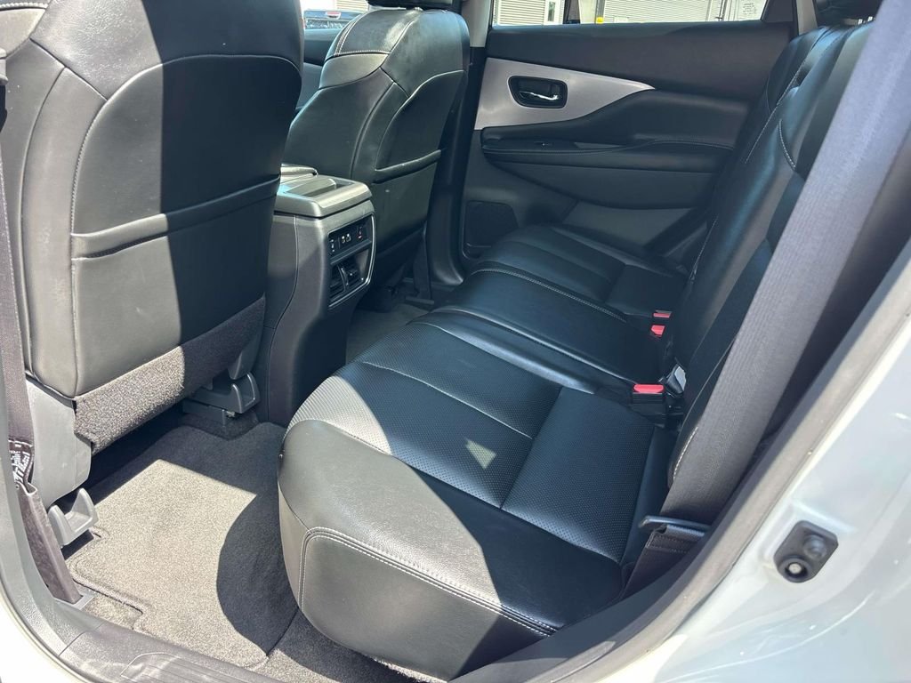 Used 2023 White Nissan SL image 12