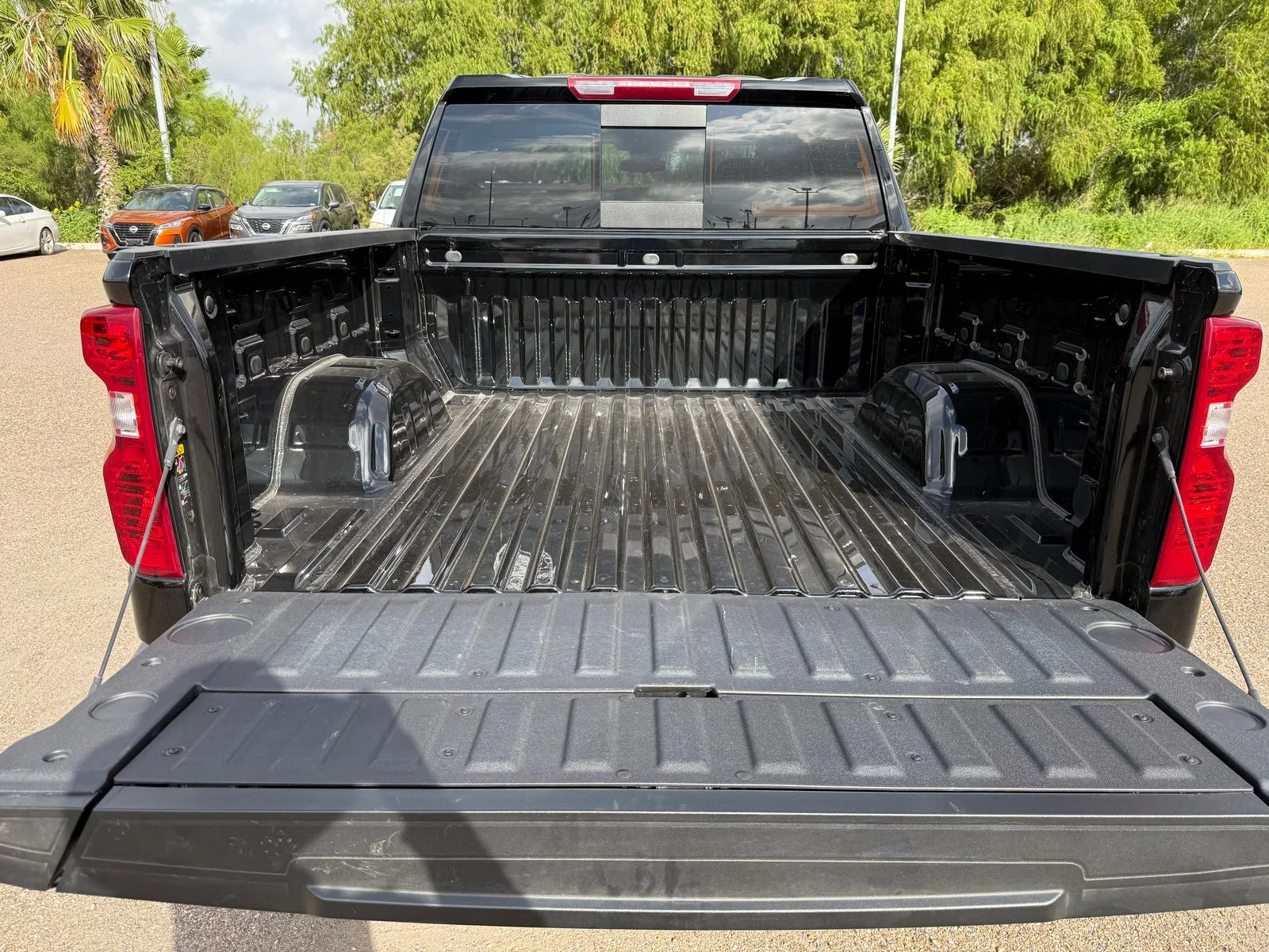 Used 2026 Black Chevrolet LT image 19