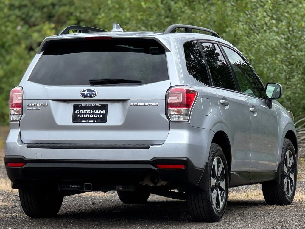 Used 2018 Ice Silver Metallic Subaru 2.5i Premium image 7