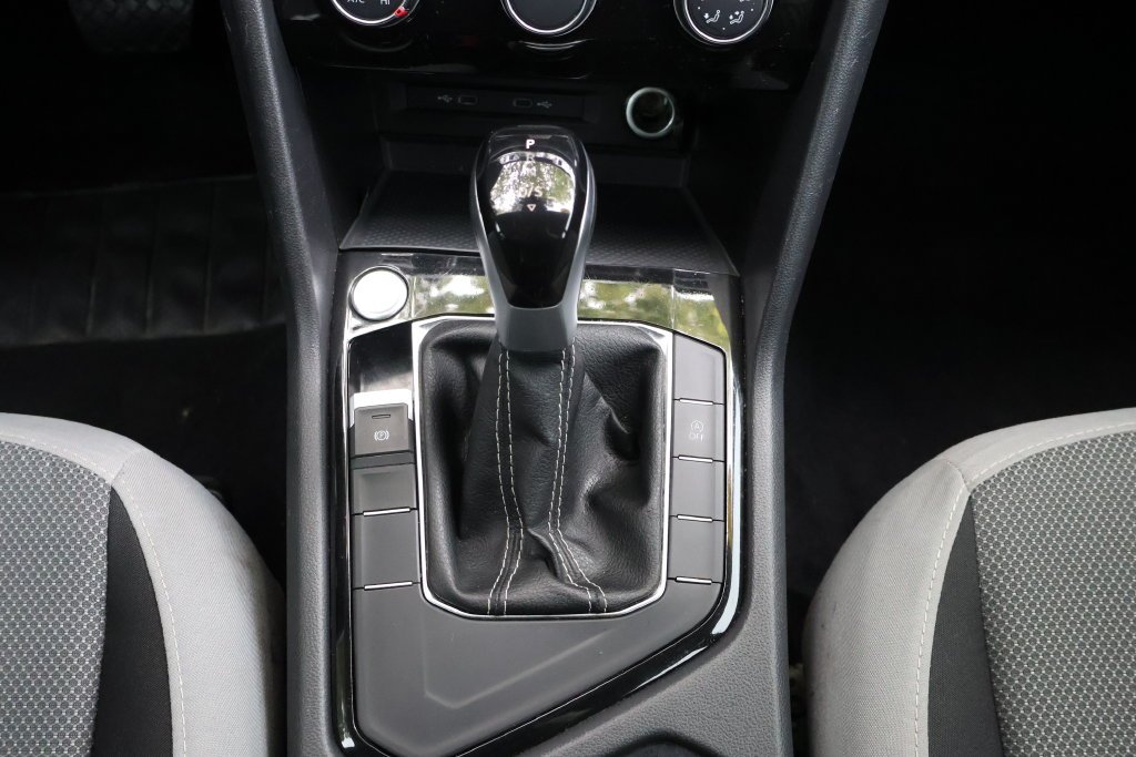 2024 Volkswagen Taos S - Photo 18