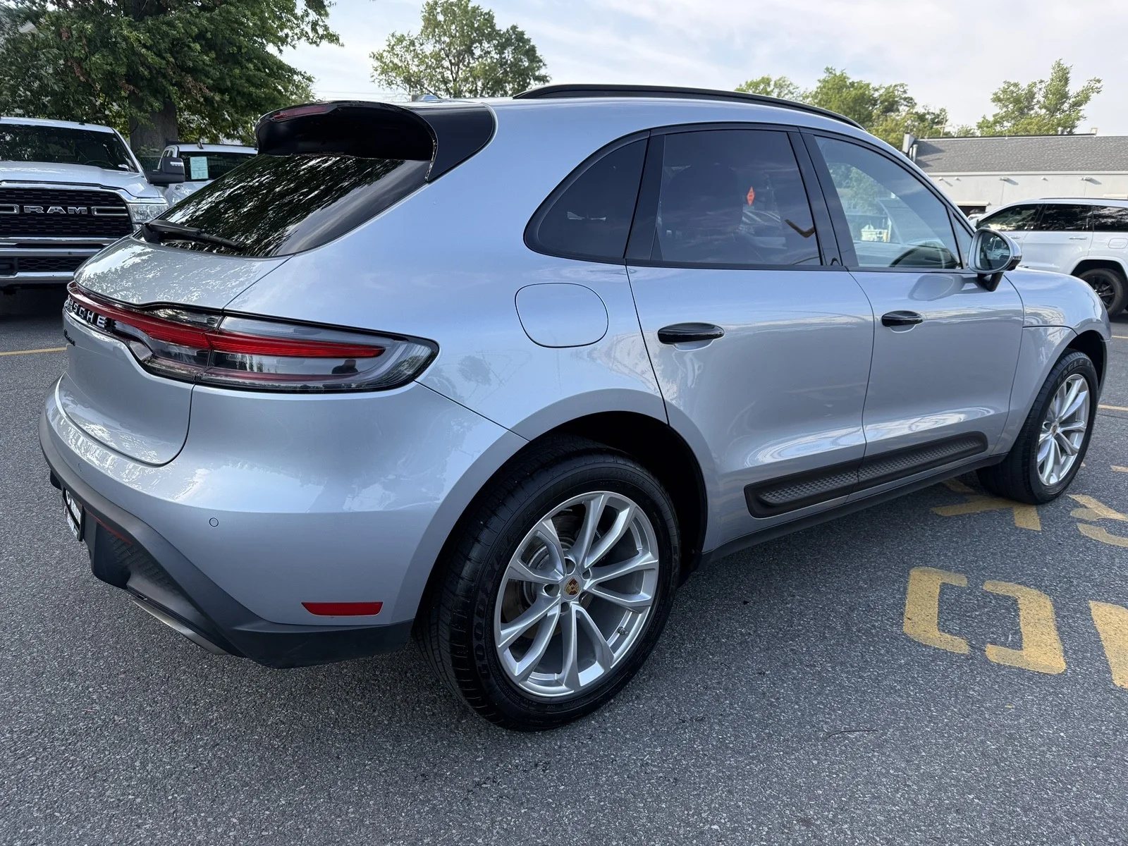 Used 2022 Dolomite Silver Metallic Porsche AWD image 6