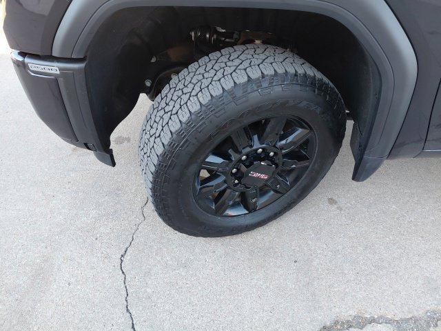 Used 2026 Titanium Rush Metallic GMC AT4 image 38