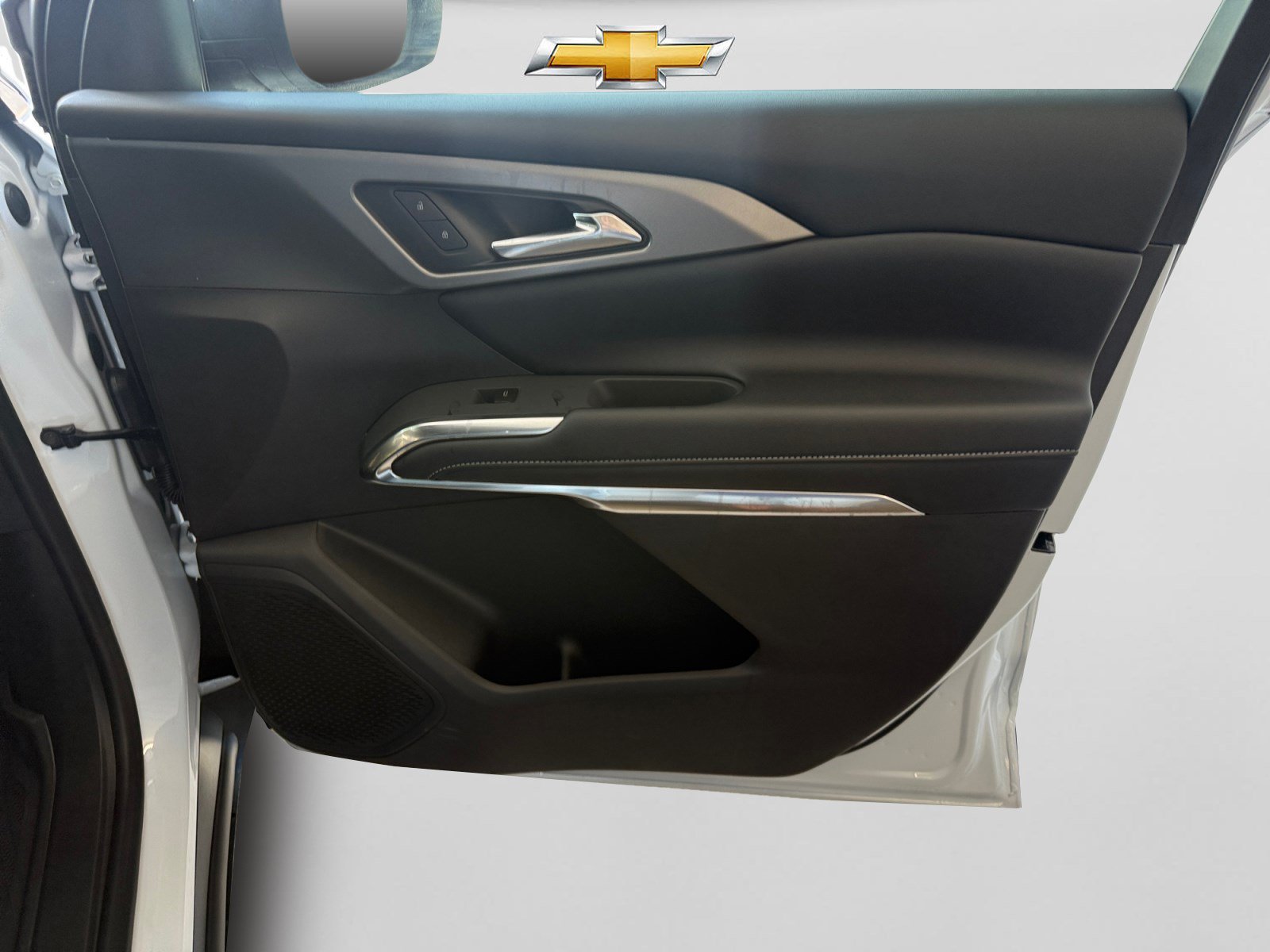 2027 Chevrolet Traverse LT - Photo 14