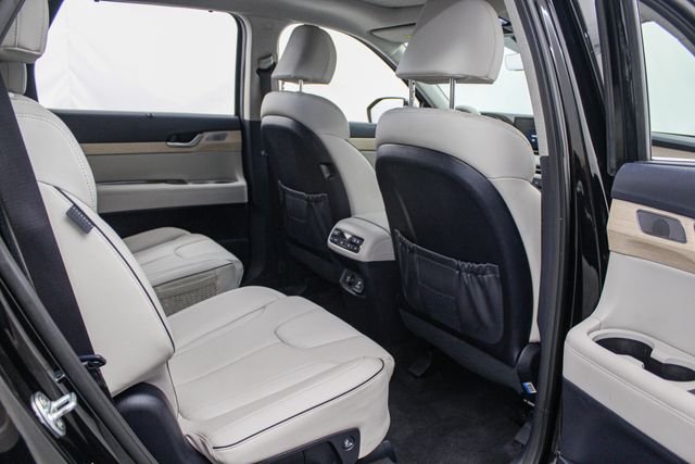 Used 2024 Black Hyundai Limited image 15