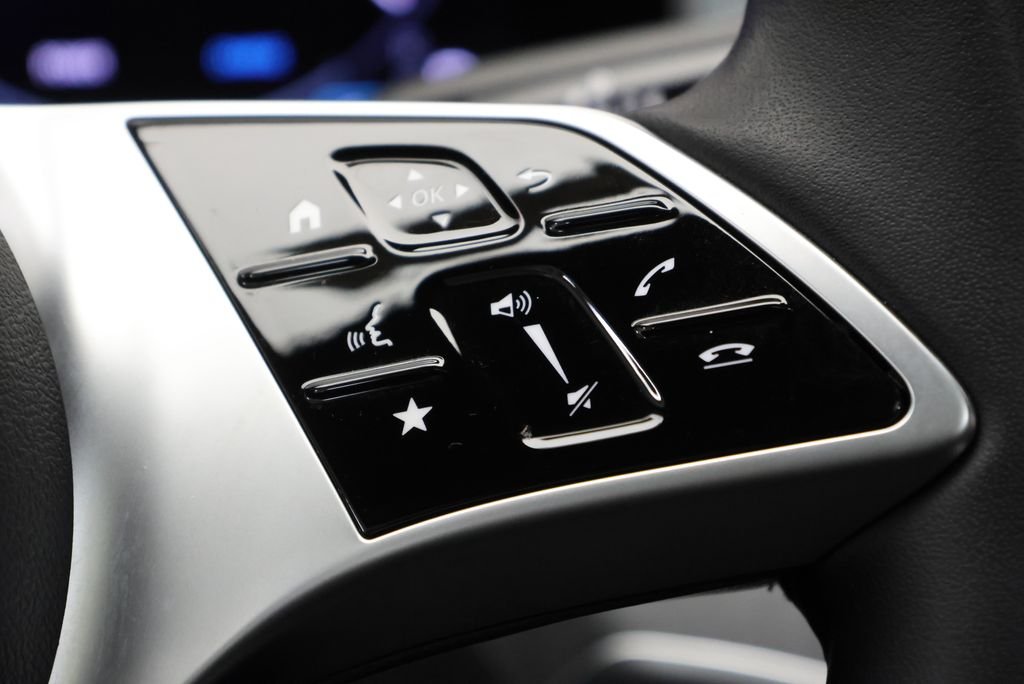 2026 Mercedes-Benz C-Class Sedan C 300 - Photo 23