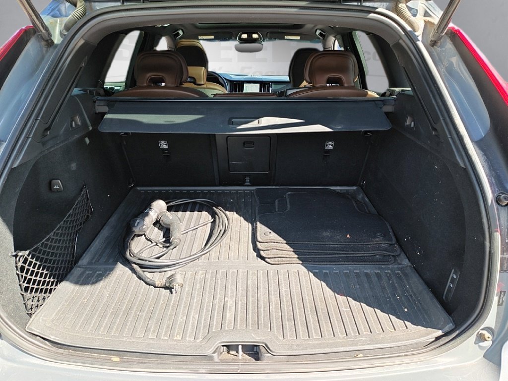 Used 2023 Gray Volvo Ultimate image 19
