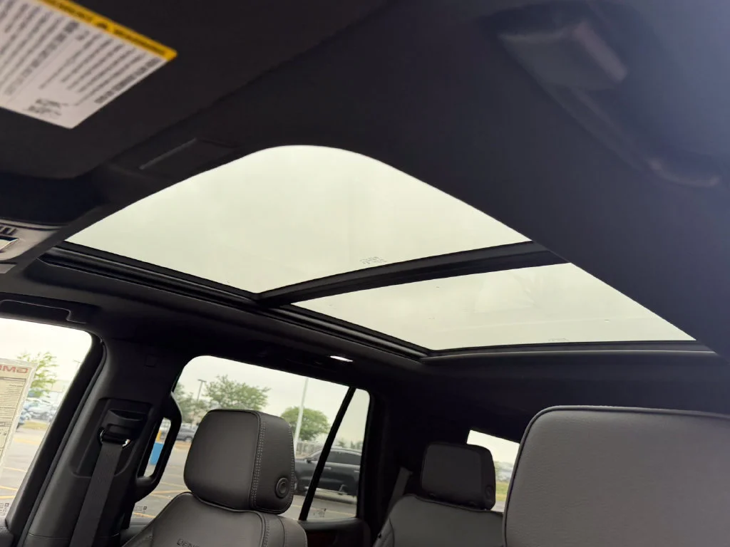 2026 GMC Yukon Denali - Photo 33