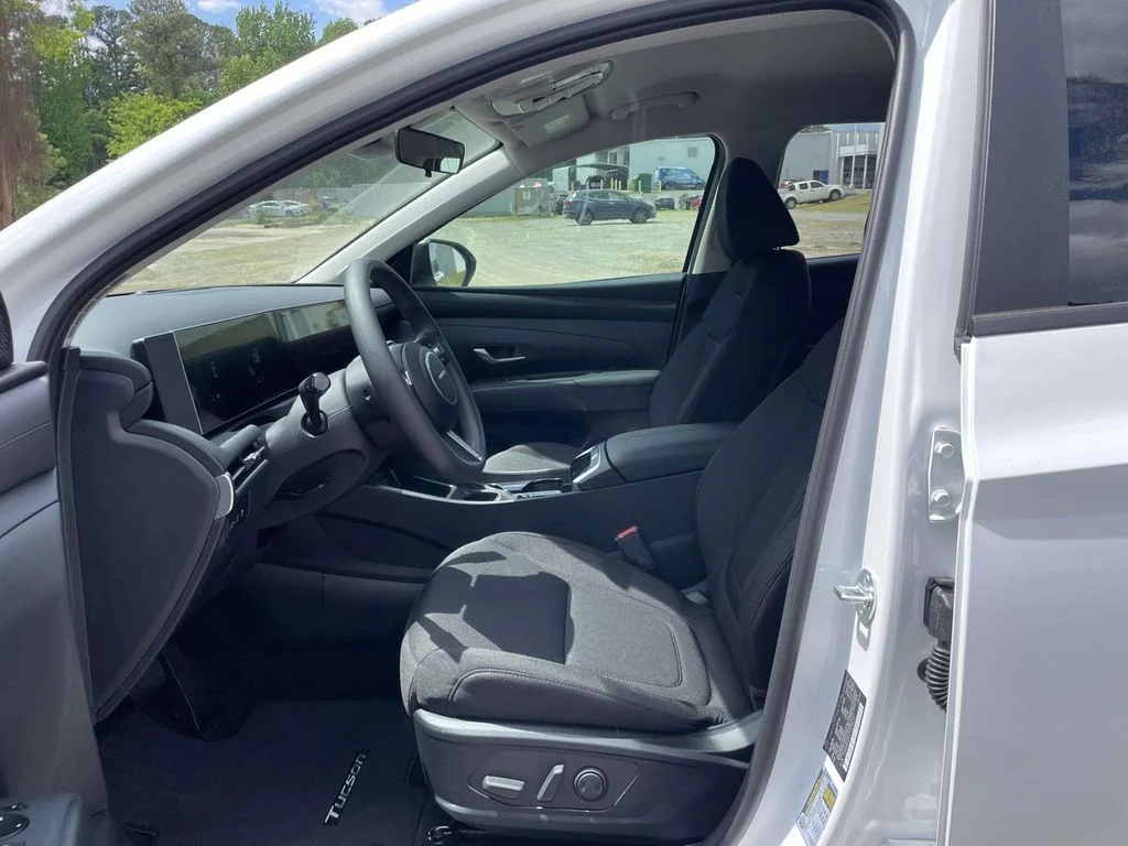 New 2026 White Hyundai SEL image 16