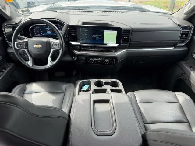 Used 2024 White Chevrolet LTZ image 10