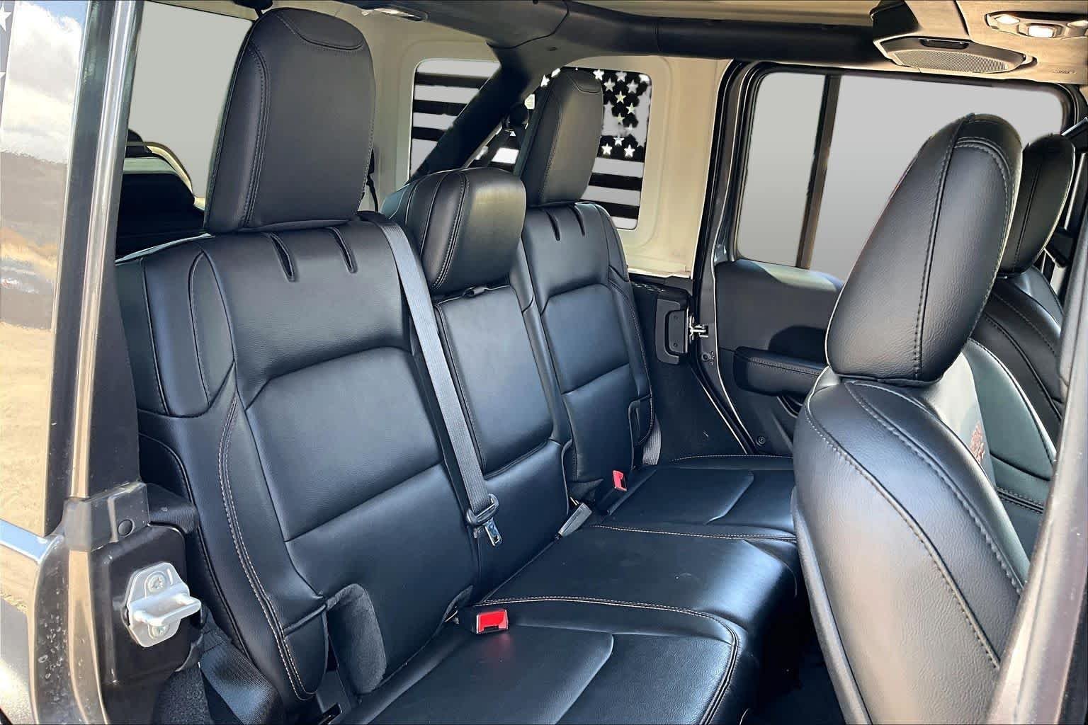 Used 2022 Granite Crystal Metallic Clearcoat Jeep Unlimited Rubicon 392 image 17