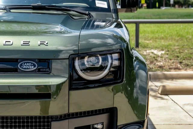 New 2026 Woolstone Green Land Rover X-Dynamic SE image 60