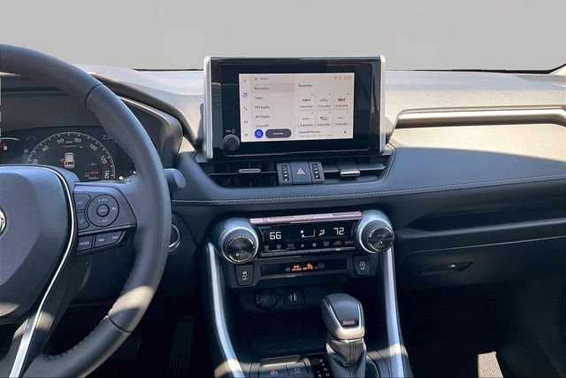 Used 2025 Silver Toyota XLE Premium image 6
