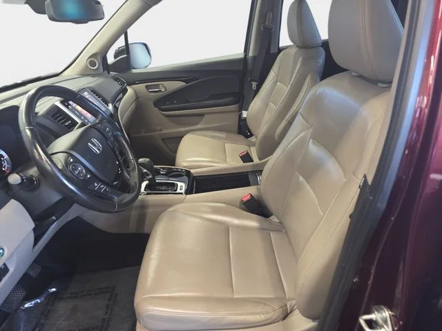 Used 2018 Red Honda RTL-E image 17