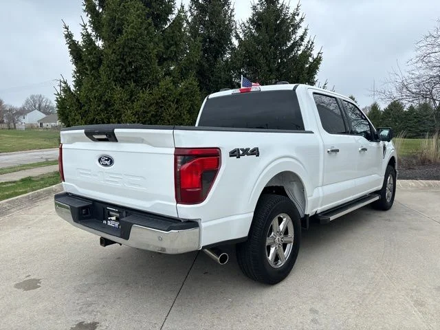 Certified Used 2024 Oxford White Clearcoat Ford XLT image 7
