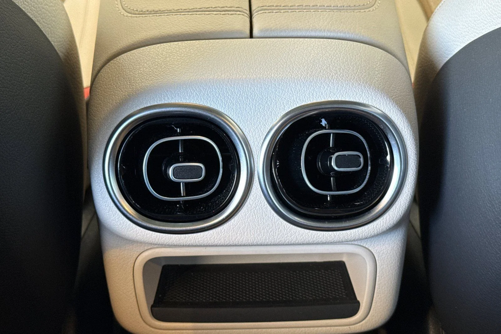 Certified Used 2026 White Mercedes-Benz GLC 300 image 18