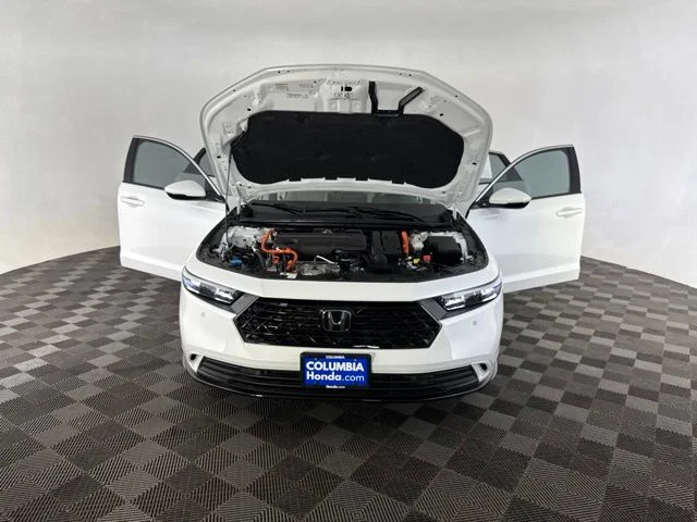 Used 2025 White Honda EX-L image 14