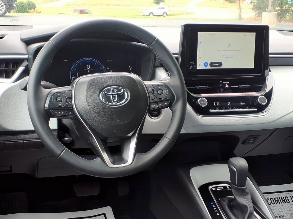 Used 2026 Wind Chill Pearl Toyota SE image 11