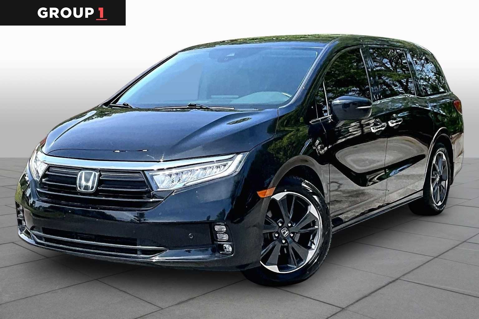 2023 Honda Odyssey Elite's photo