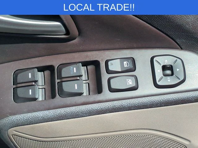 Used 2013 Red Hyundai GLS image 14