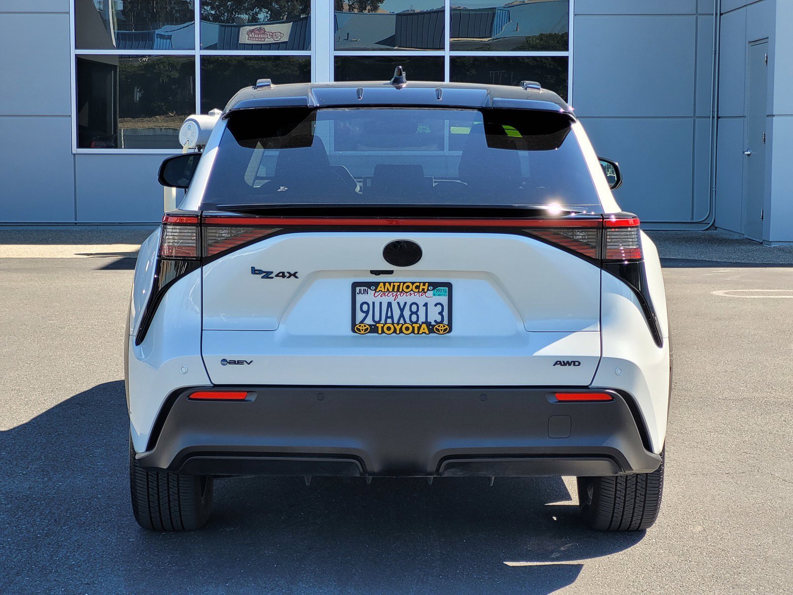 Certified Used 2025  Toyota  image 27