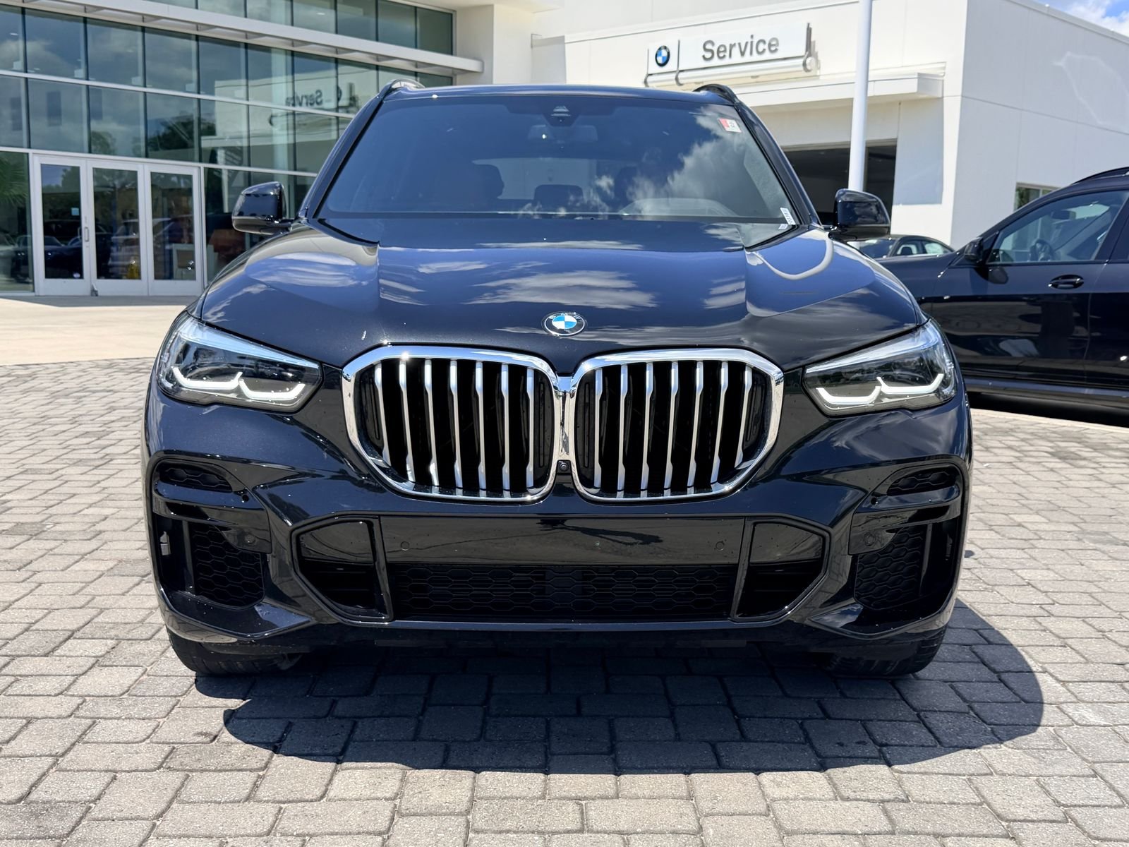 Certified Used 2023 Black Sapphire Metallic BMW xDrive40i image 5