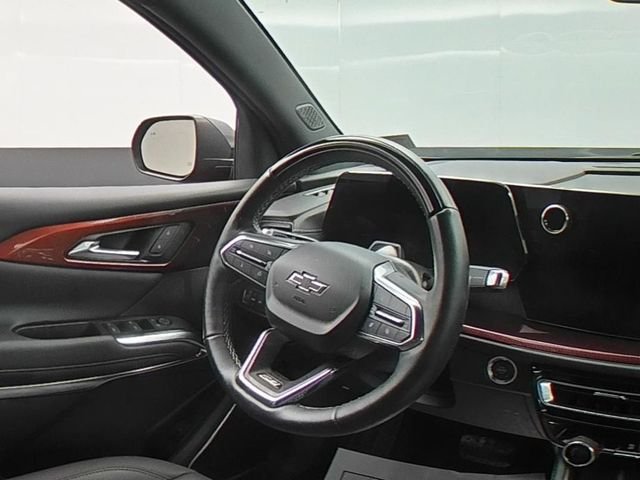 Used 2024 Red Chevrolet Z71 image 35