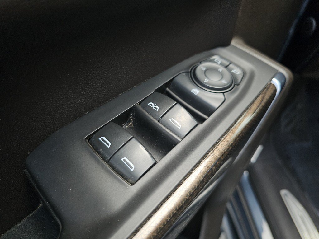 Used 2021 Shadow Gray Metallic Chevrolet RST image 32